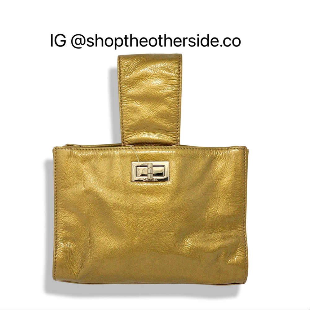 Chanel 2.55 Reissue Accordian Clutch Bag Gold